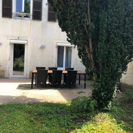 Maison De Caractere Proche Centre Et Termes بيت للعطل *